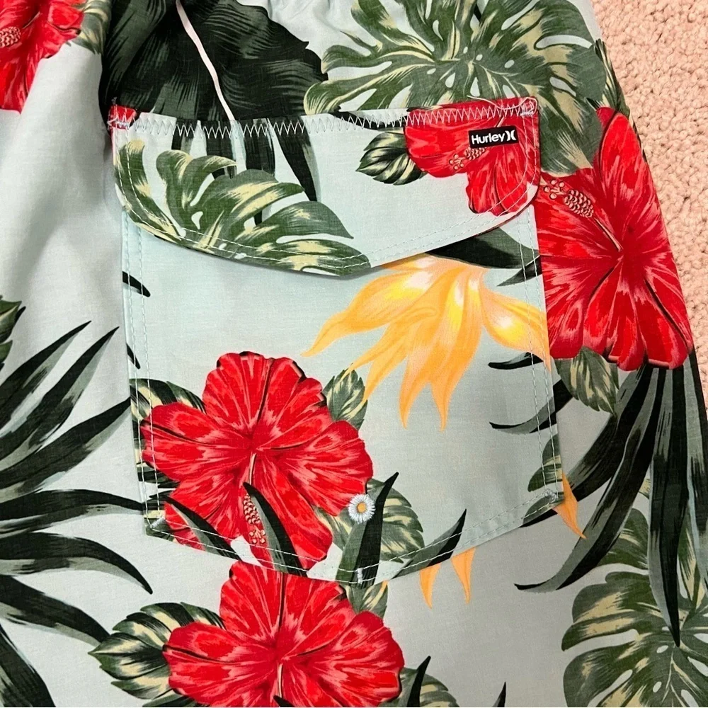 Hurley Essential Hibiscus Volley Board Short 18” Turquoise size medium